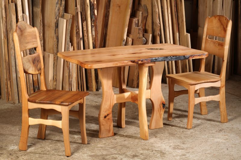 Tische – Urholz – Möbel aus heimischen Edelhölzern